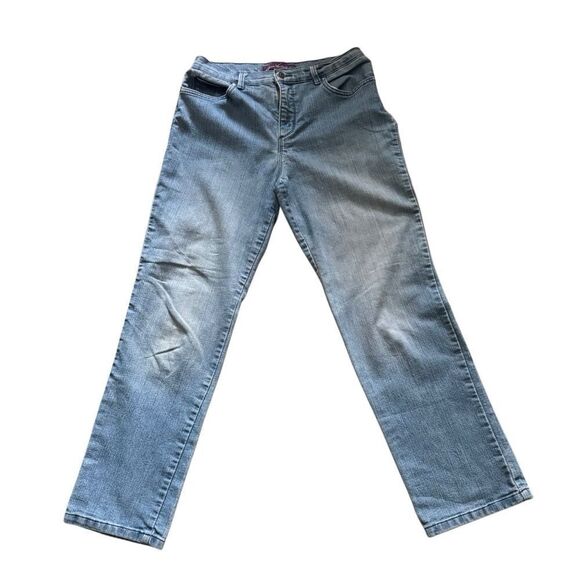 Gloria Vanderbilt Light Wash Straight Leg Jeans Size 10 - Picture 1 of 6